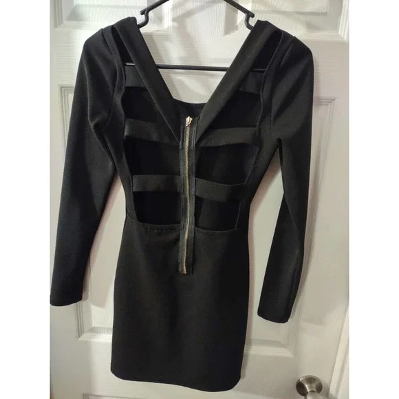 Mink Pink Dress Size S Black Cold Back Long Sleeve - Picture 2 of 8